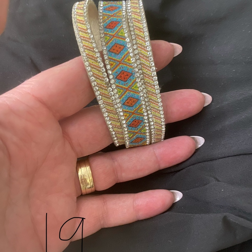 Bracelets - Picture 15 of 15